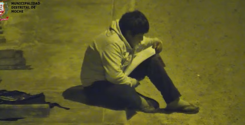 poor boy homeworks on street