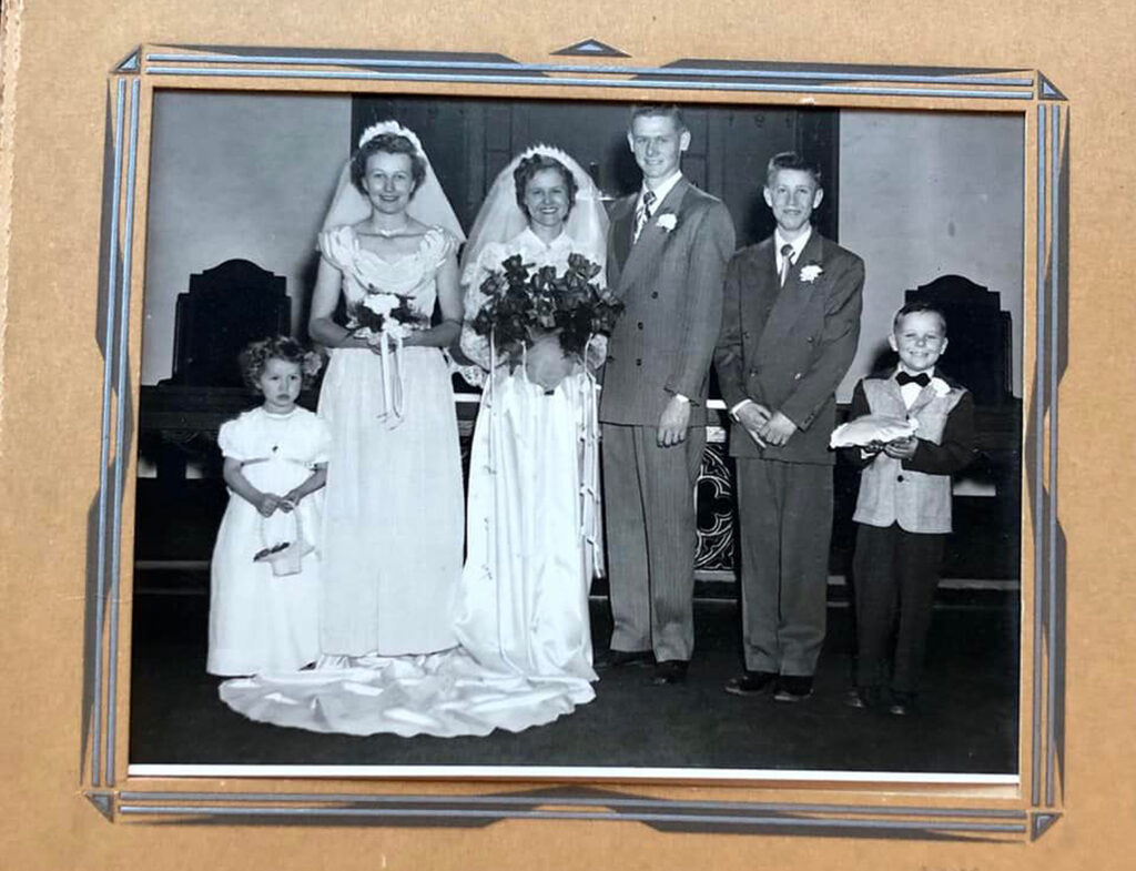 couple celebrate 70th anniversary